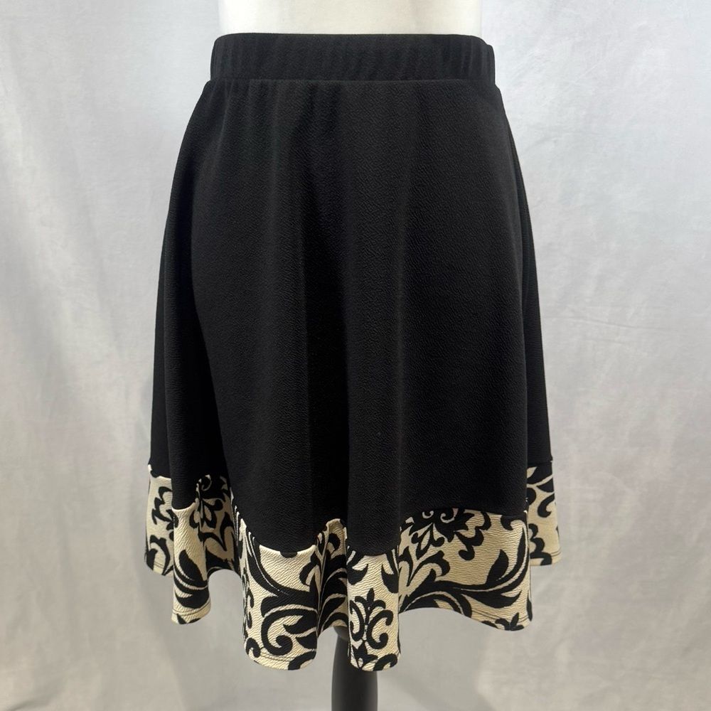 Le Lis black and cream Aline skirt size medium